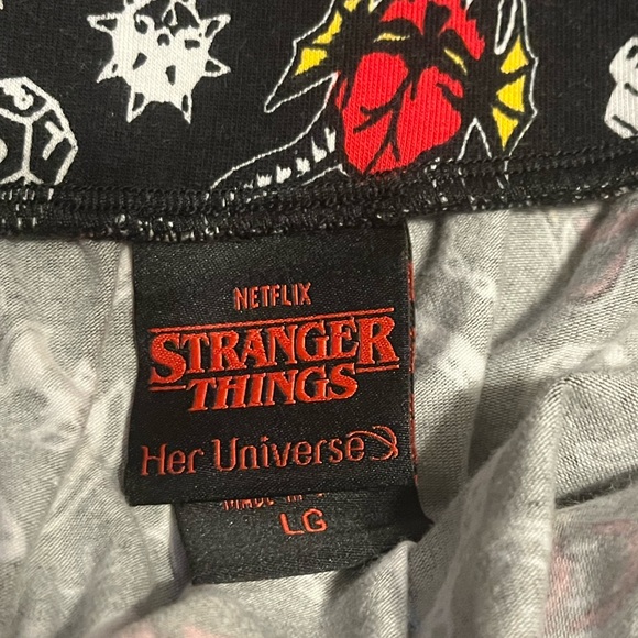 Hot Topic Her Universe Stranger Things Hellfire Club Suspender Skirt Sz Large - Picture 7 of 9